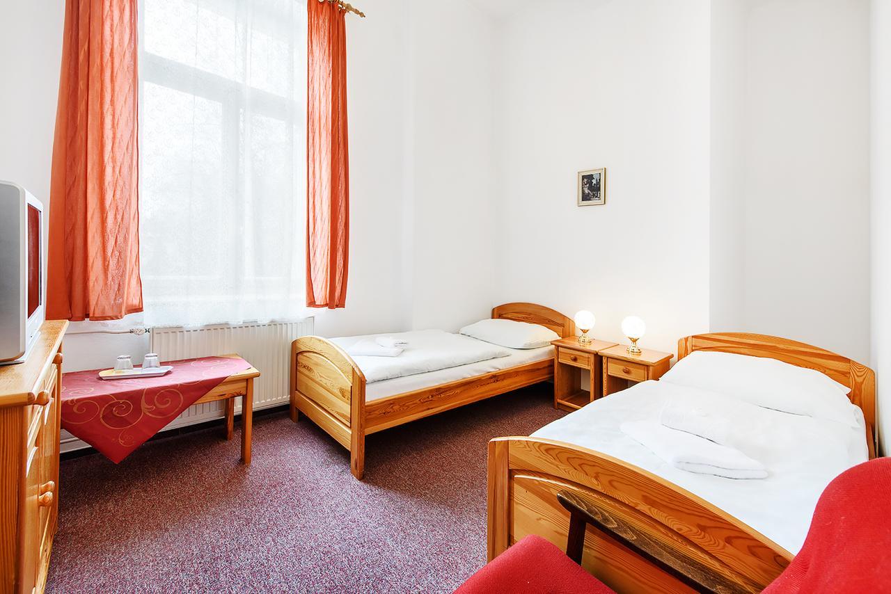 Hotel Melodie Františkovy Lázně Екстериор снимка