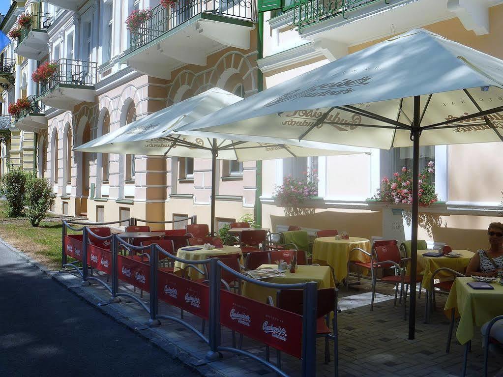 Hotel Melodie Františkovy Lázně Екстериор снимка